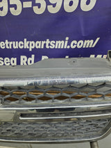 2003-2006 Chevrolet Silverado 1500 2500 3500 HD 'Cateye' Grill OEM - Chrome
