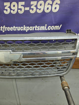 2003-2006 Chevrolet Silverado 1500 2500 3500 HD 'Cateye' Grill OEM - Chrome