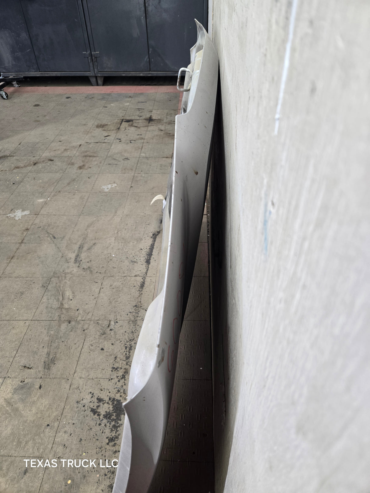 2003-2006 Chevrolet Silverado 1500 2500 'Cateye' Hood