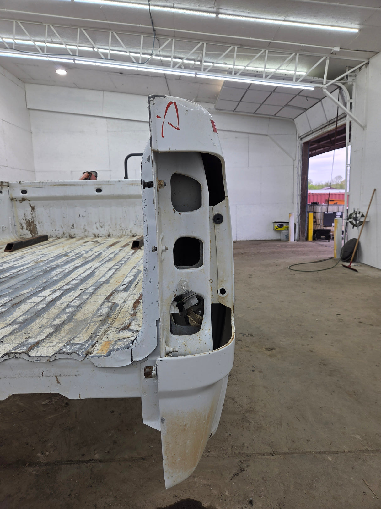2007-2013 GMC Sierra 1500 2500 3500 HD 8' Long Truck Bed