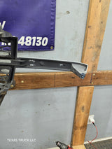 2003-2006 Chevrolet Silverado 1500 2500 3500 HD 'Cateye' Grill OEM - Chrome