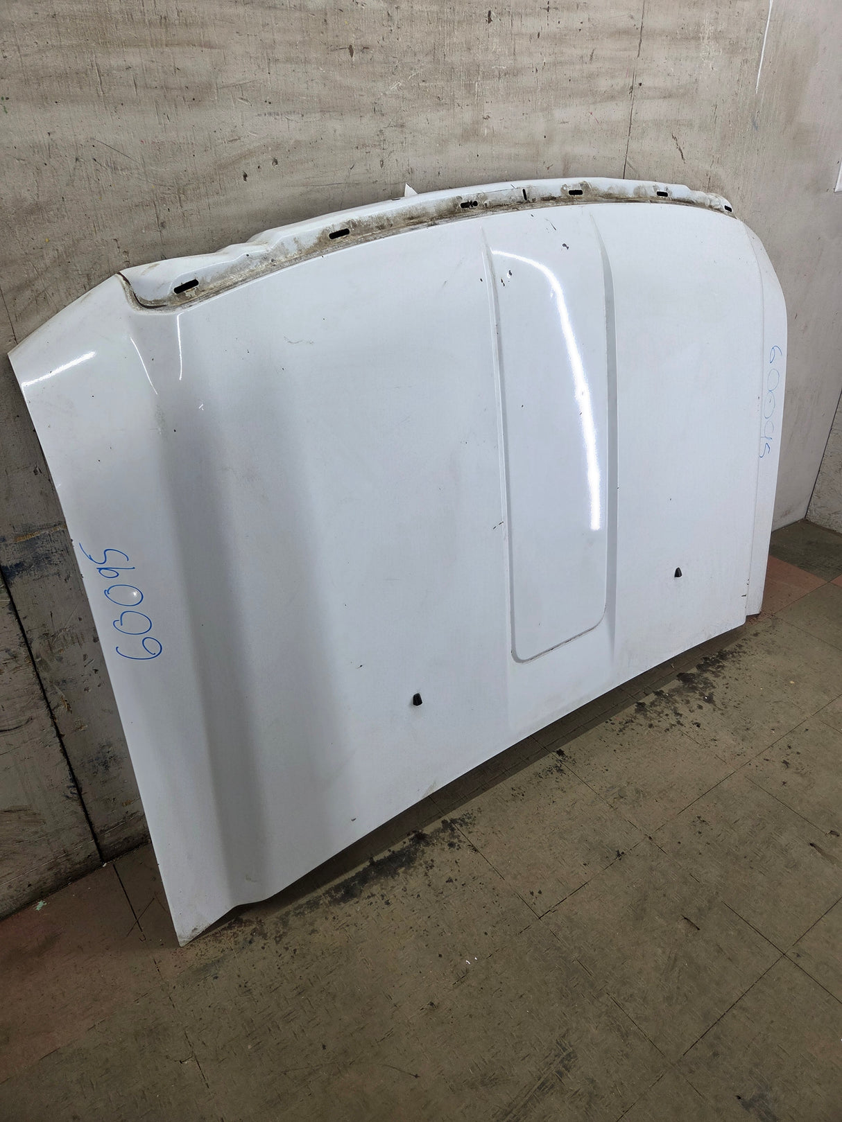 2008-2010 Ford Super Duty F250 F350 F450 F550 Hood - Oxford White
