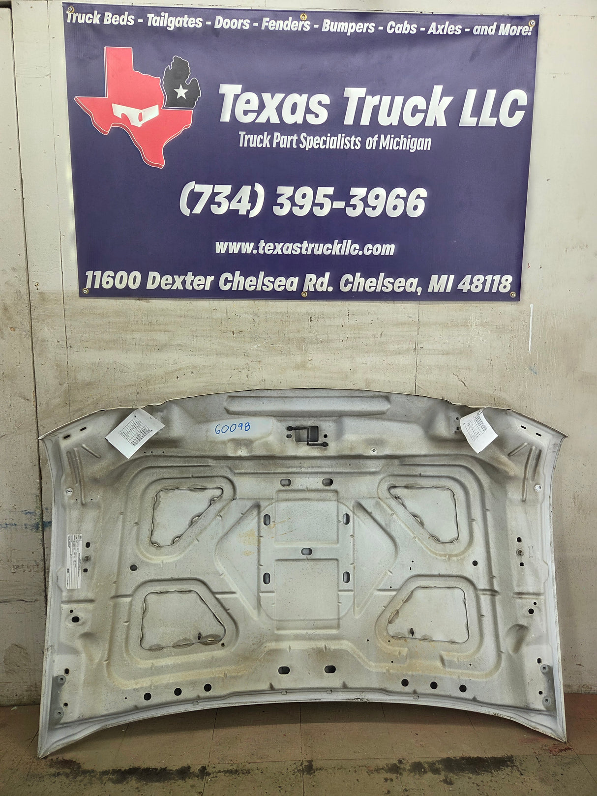 2008-2010 Ford Super Duty F250 F350 F450 F550 Hood - Oxford White