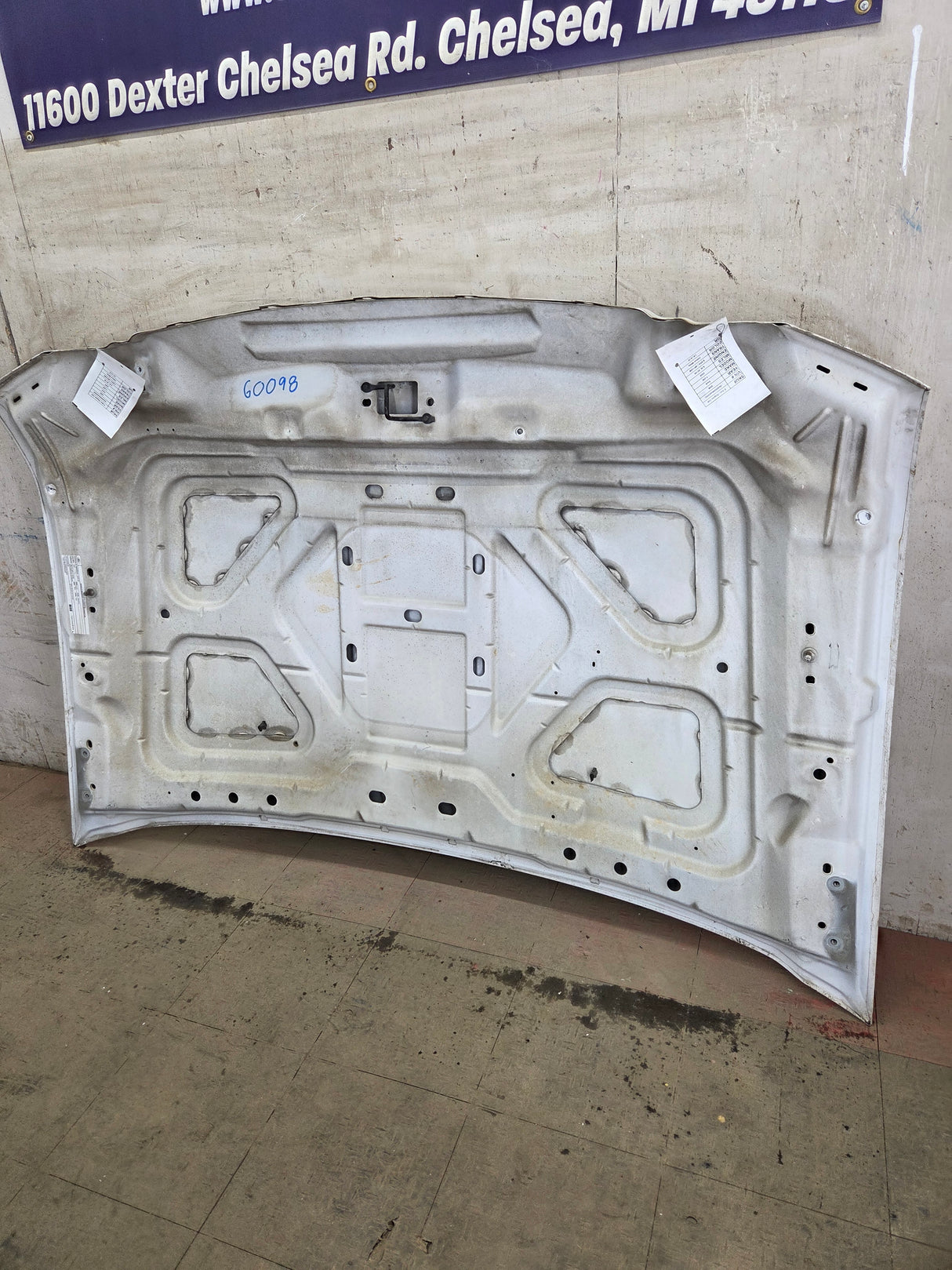 2008-2010 Ford Super Duty F250 F350 F450 F550 Hood - Oxford White