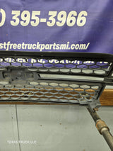 2003-2006 Chevrolet Silverado 1500 2500 3500 HD 'Cateye' Grill OEM - Chrome