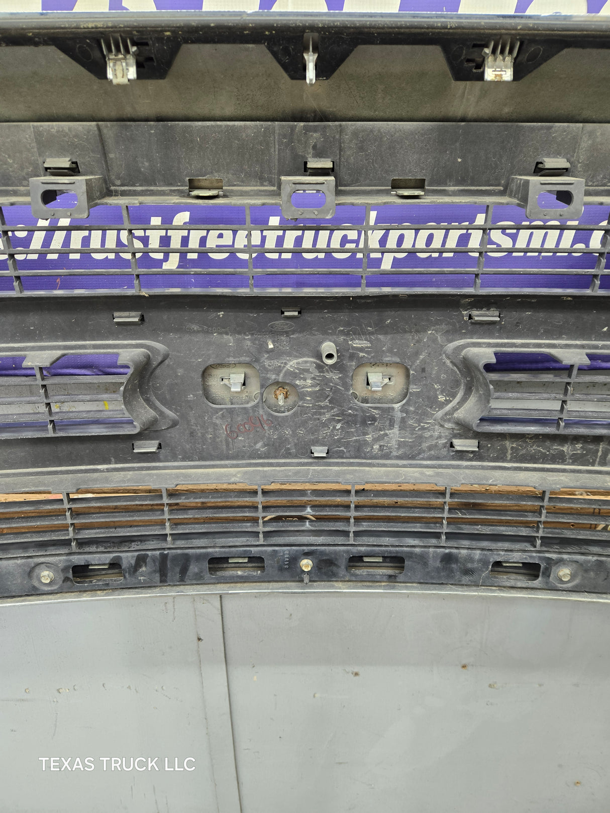 2008-2010 Ford Super Duty F250 F350 F450 F550 Chrome Grill Surround
