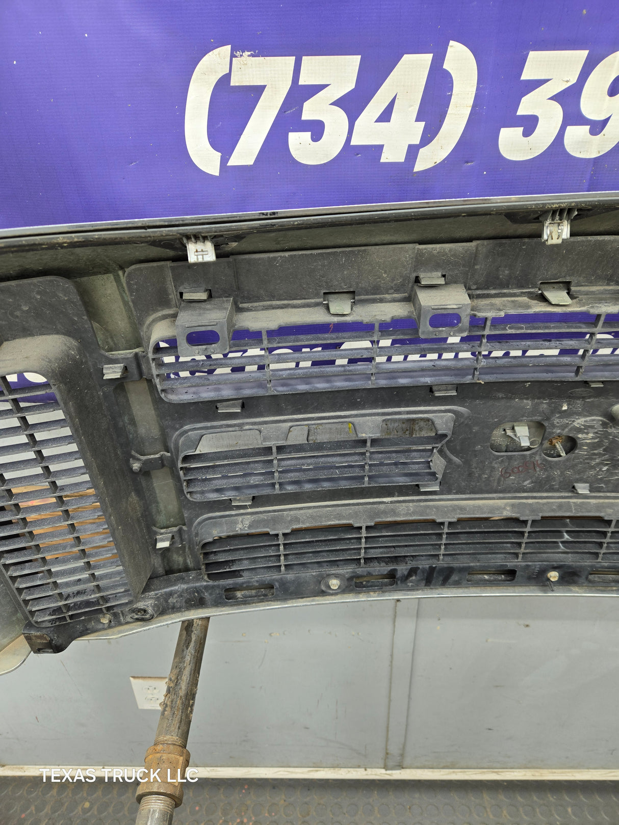 2008-2010 Ford Super Duty F250 F350 F450 F550 Chrome Grill Surround