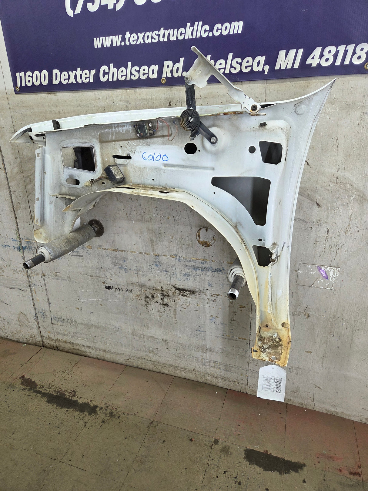 2007-2013 Chevrolet Silverado Passenger Side Front RH Fender 1500 2500 3500 HD