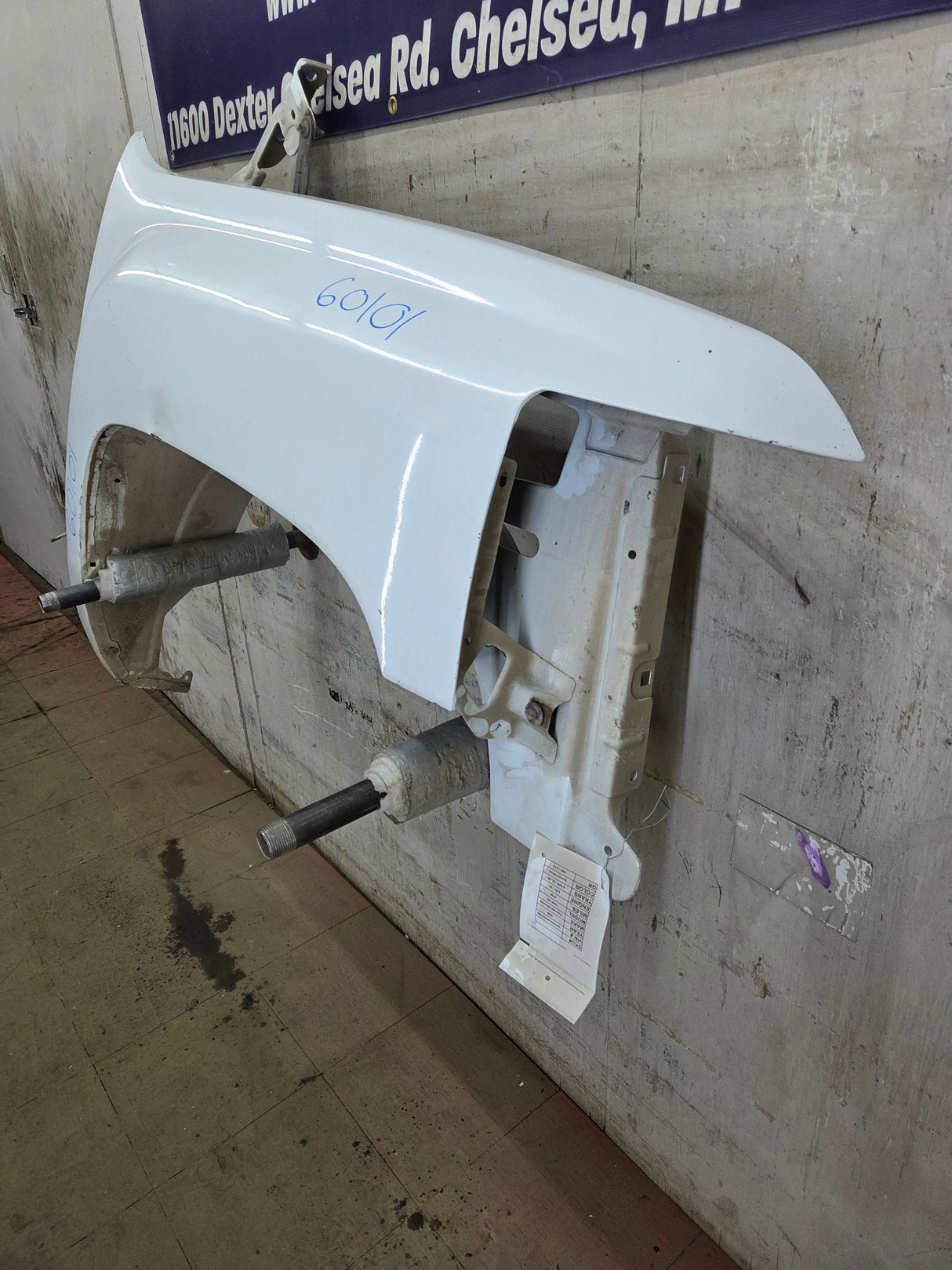 2007-2013 Chevrolet Silverado Passenger Side Front RH Fender 1500 2500 3500 HD