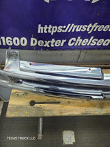 1999-2002 Chevrolet Silverado 1500 2500 3500 Grill OEM