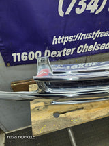 1999-2002 Chevrolet Silverado 1500 2500 3500 Grill OEM