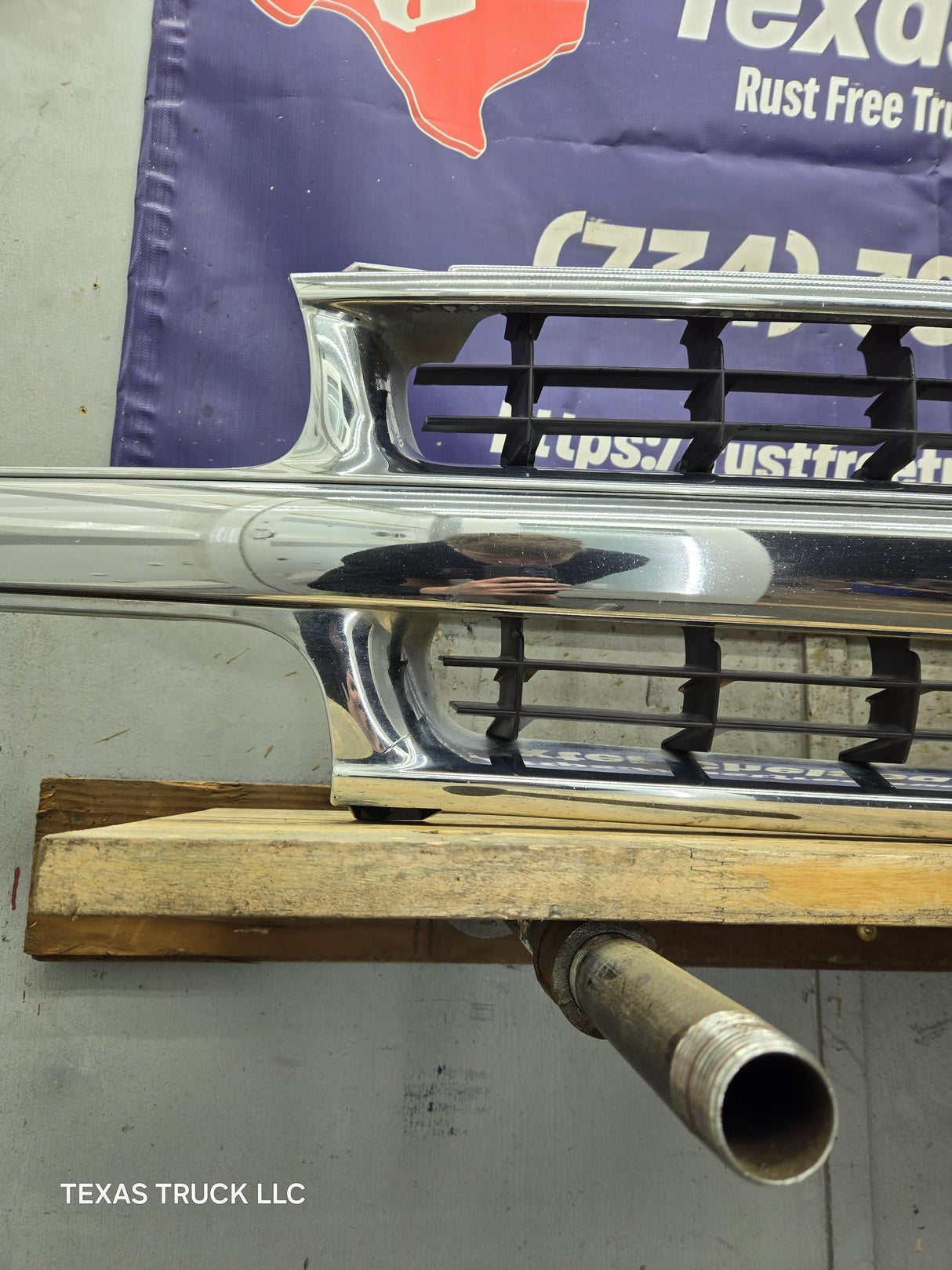 1999-2002 Chevrolet Silverado 1500 2500 3500 Grill OEM