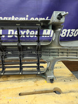 1999-2002 Chevrolet Silverado 1500 2500 3500 Grill OEM