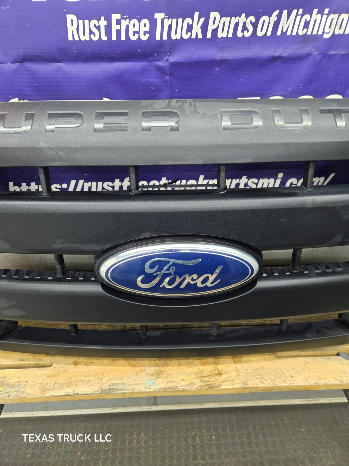 2011-2016 Ford Super Duty Black Grill F250 F350 F450 F550