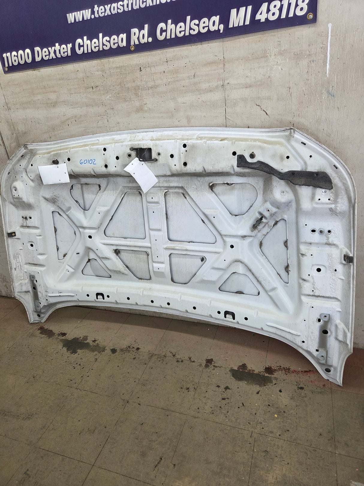 2011-2016 Ford Super Duty Hood F250 F350 F450 F550 - Oxford White