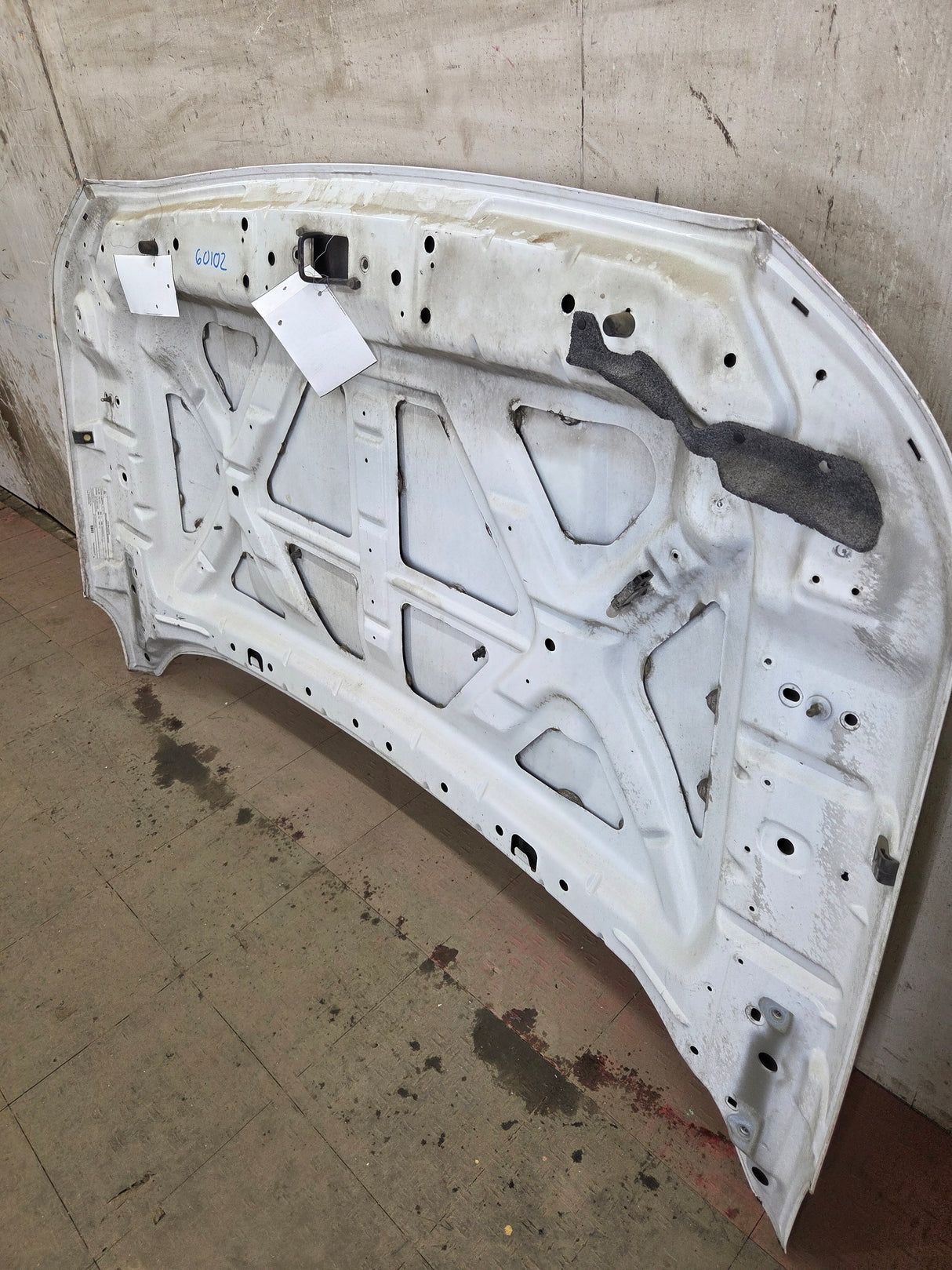 2011-2016 Ford Super Duty Hood F250 F350 F450 F550 - Oxford White
