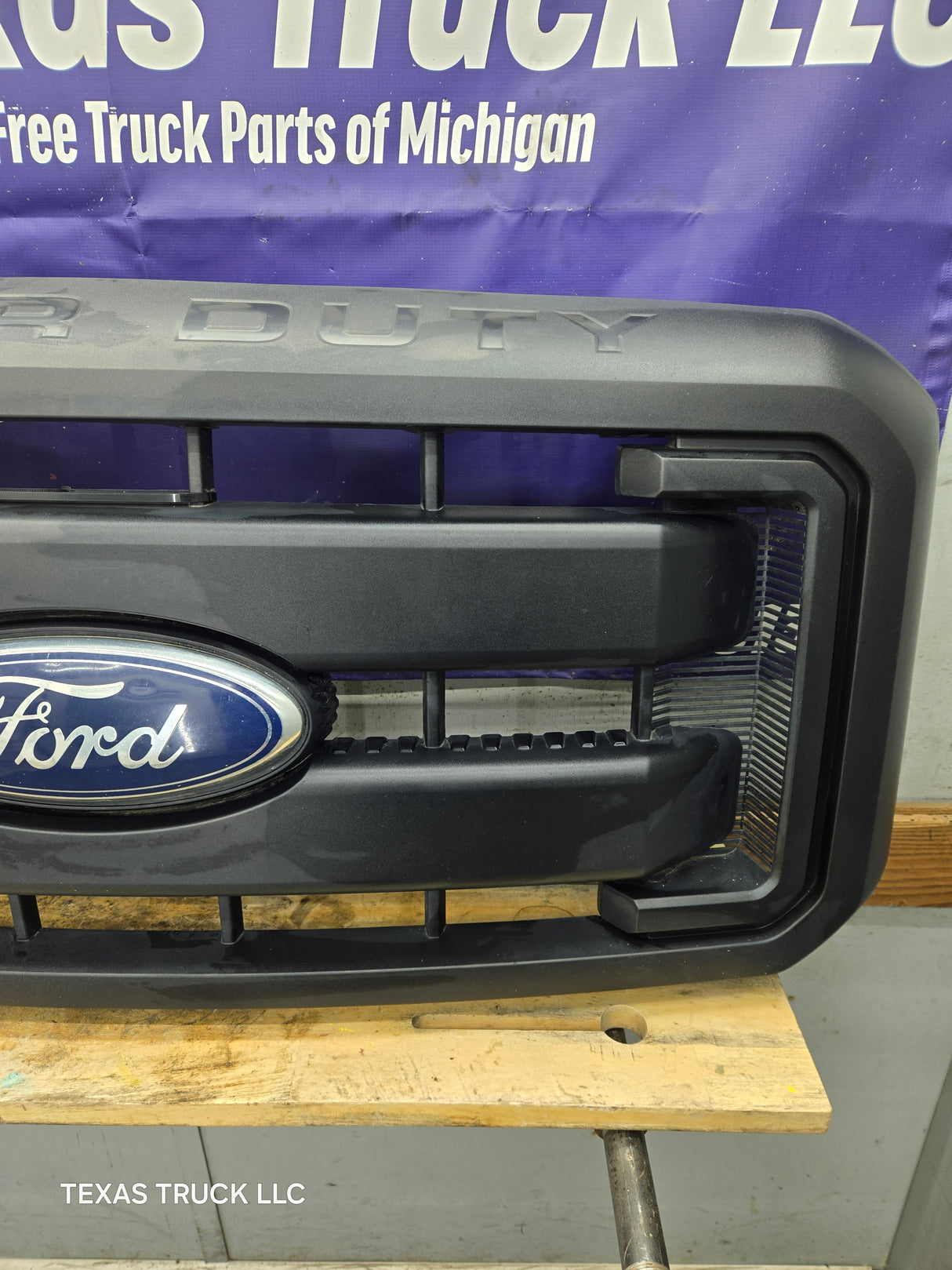 2011-2016 Ford Super Duty Black Grill F250 F350 F450 F550