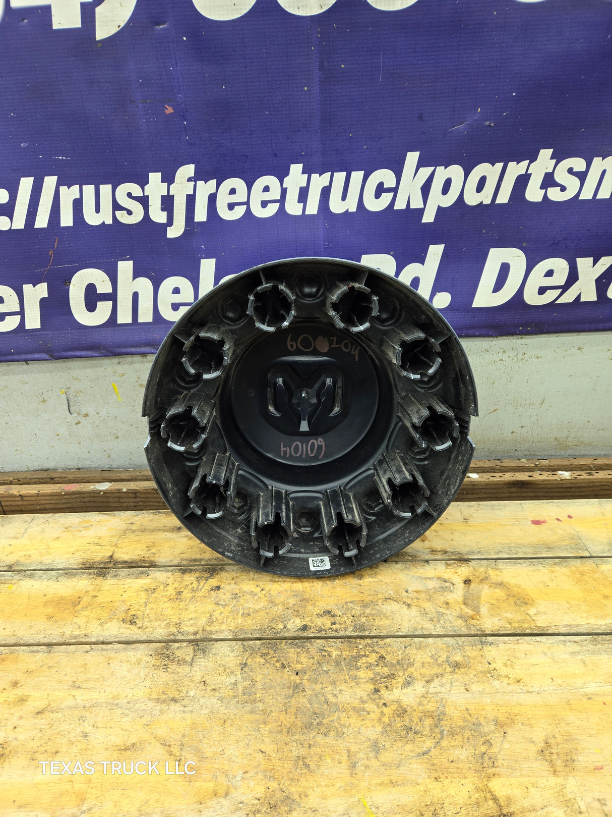 2019-2025 Dodge Ram 4500 5500 Dually Rear OEM Center Cap Hub Cap 6ZF92S4AAB