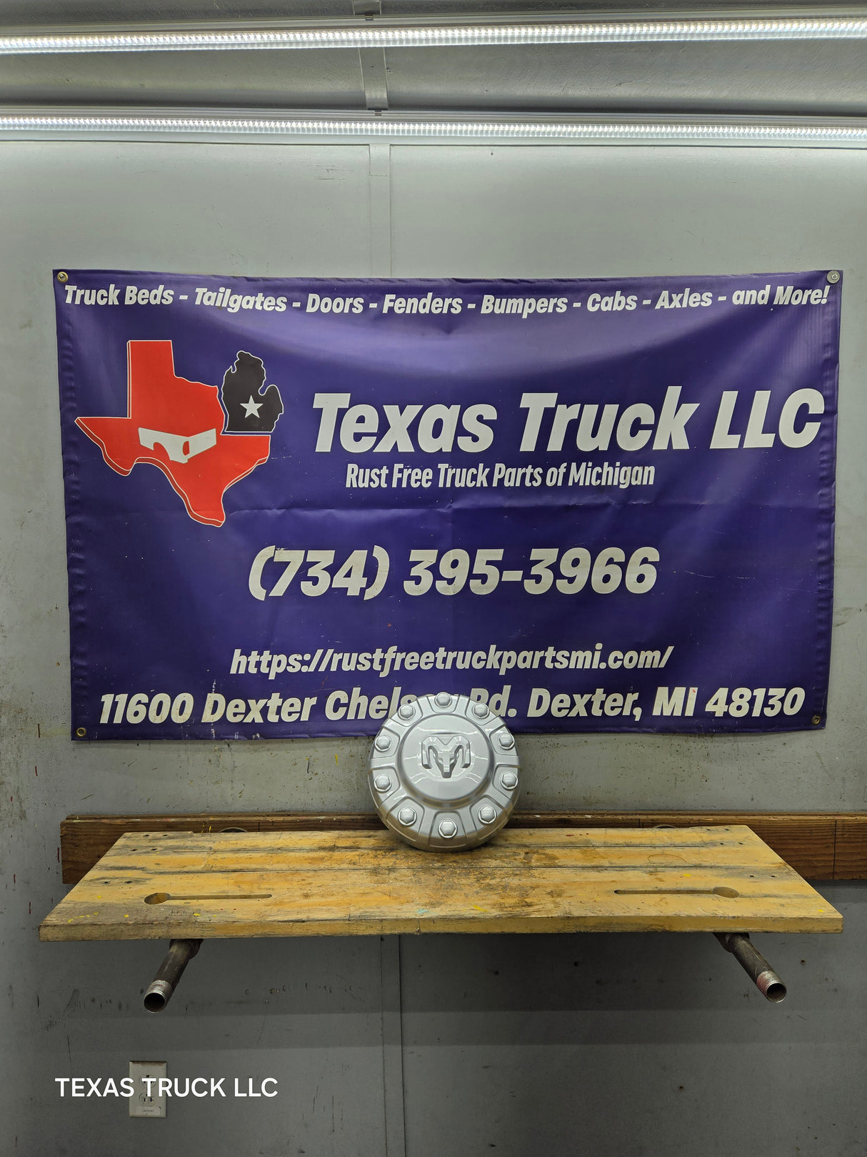 2019-2025 Dodge Ram 4500 5500 Dually Center Cap Hub Cap 6ZF91TRMAA