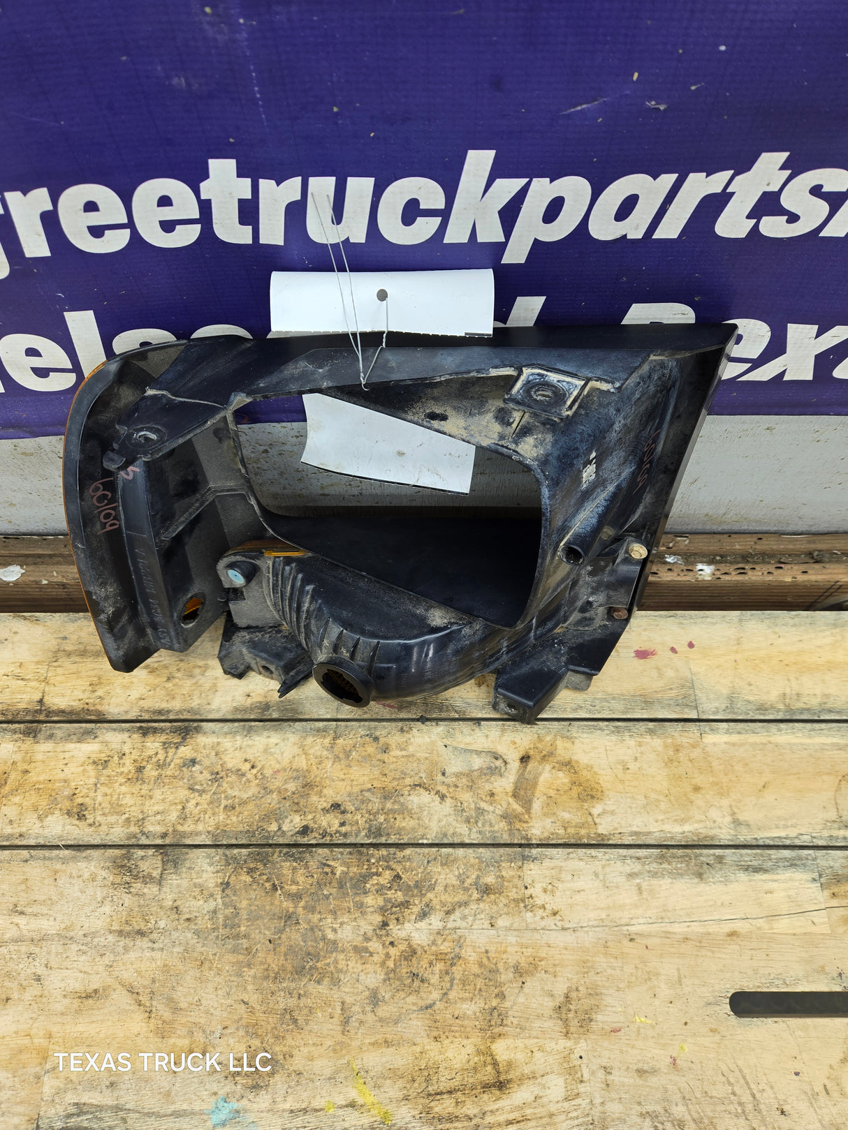2005-2007 Ford Super Duty F250 F350 F450 F550 LH Left Driver Side Headlight Bezel Park Lamp Signal Corner Light 5C34-13B221-A