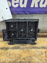 2003-2005 Chevrolet Silverado / GMC Sierra 1500 250 3500 Engine Bay Fuse Box - 15201928