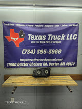 2003-2007 Chevrolet Silverado RH Passenger Side Headlight Assembly - 10396912