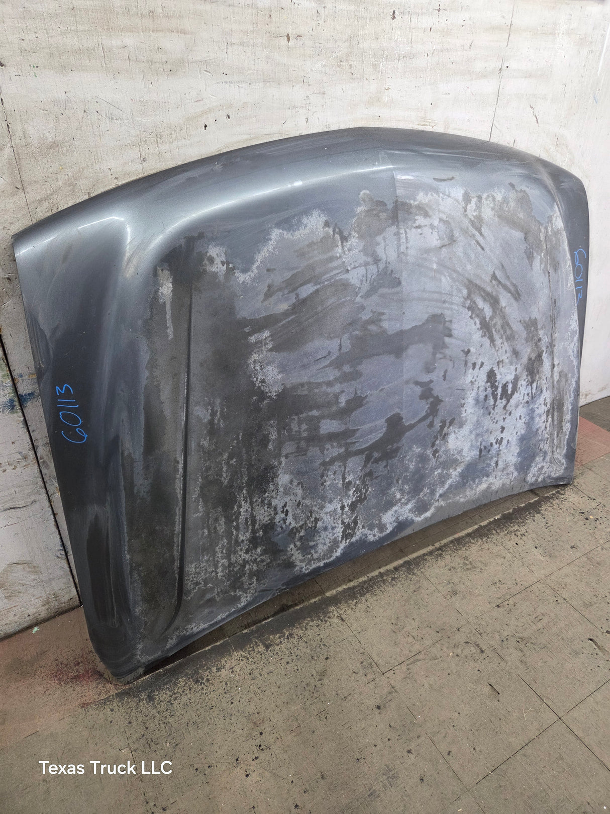 2001-2002 Chevrolet Silverado 2500 3500 HD Hood - 15745931