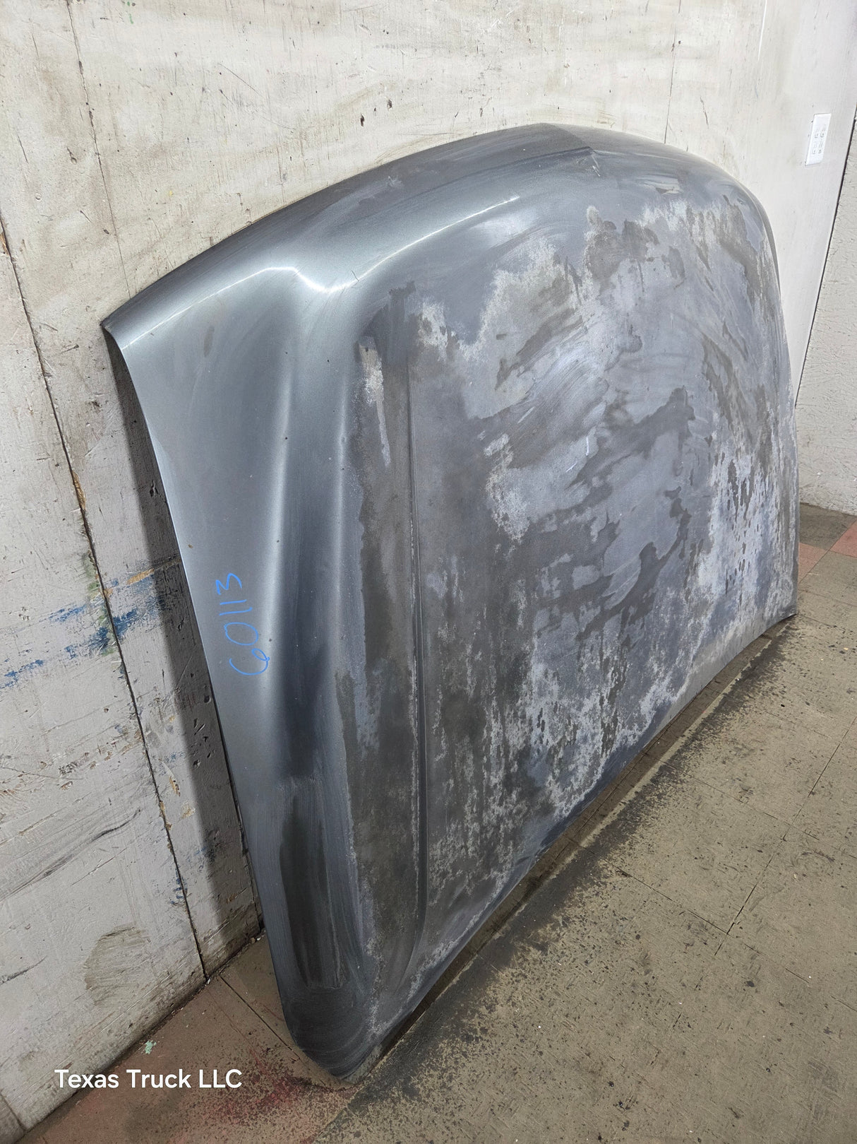 2001-2002 Chevrolet Silverado 2500 3500 HD Hood - 15745931