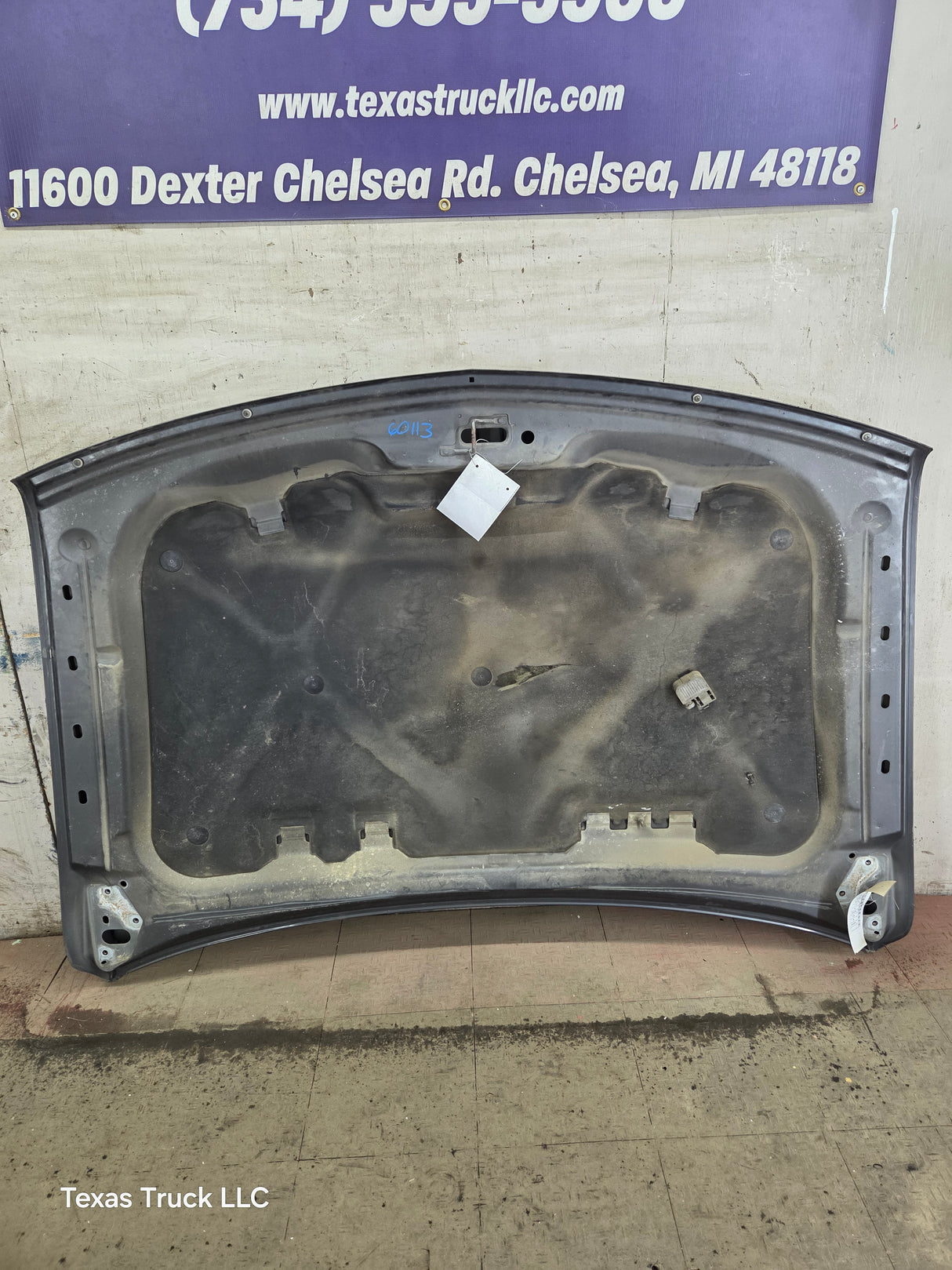 2001-2002 Chevrolet Silverado 2500 3500 HD Hood - 15745931