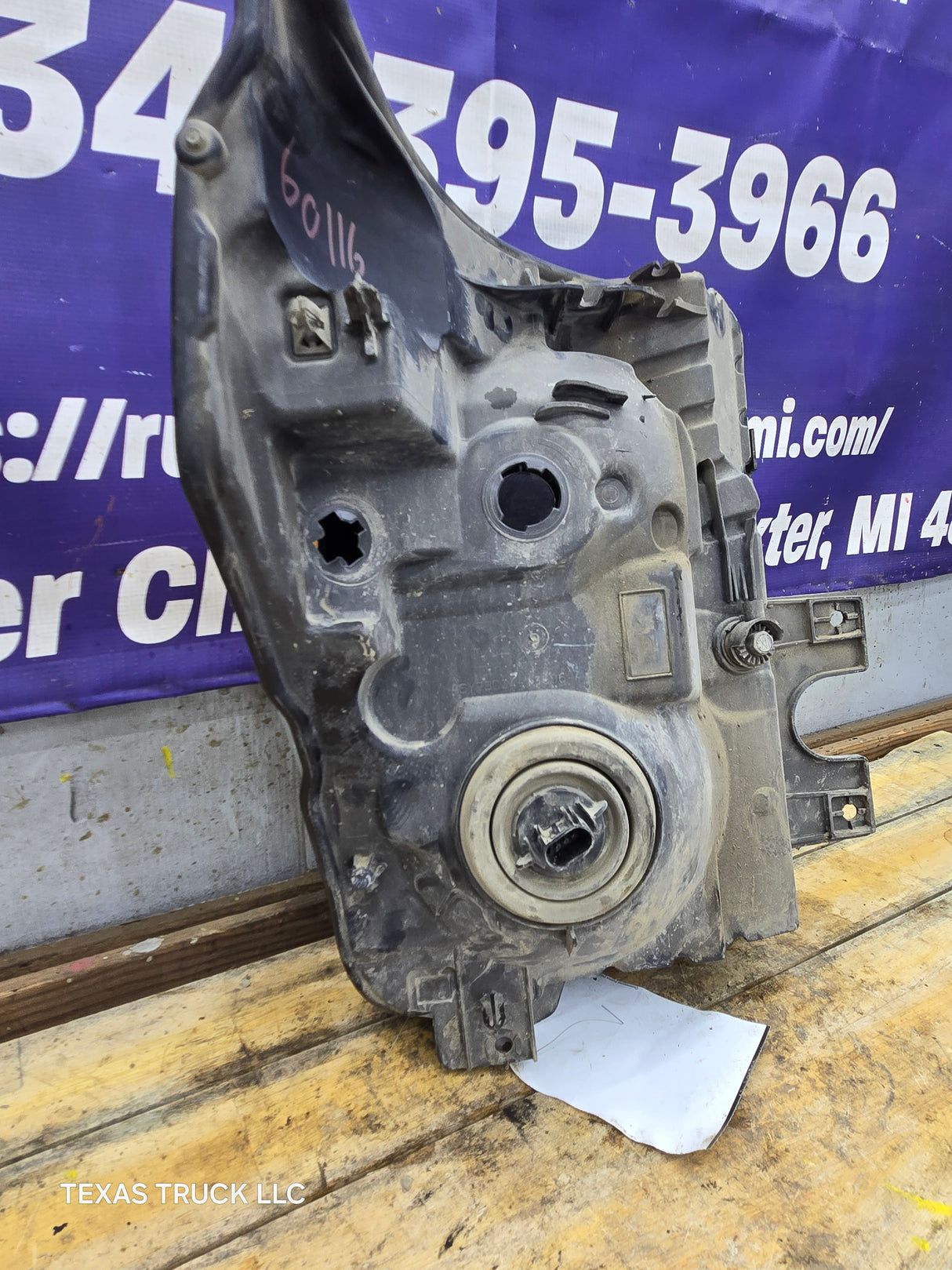 2011-2016 Ford Super Duty F250 F350 F450 F550 LH Driver Side Headlight BC34-13006-A 6.7L Power Stroke 6.2L Gas