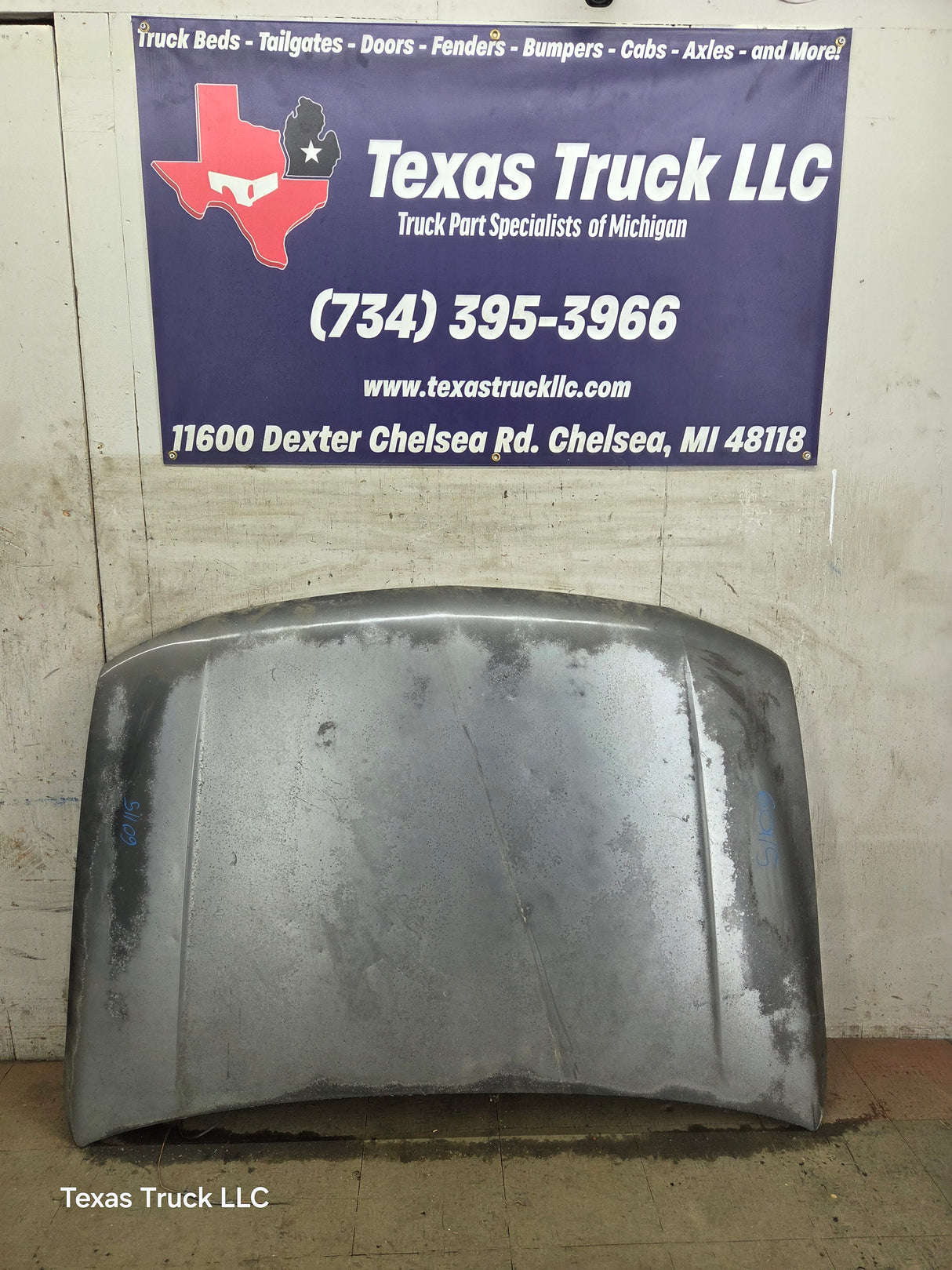 1999-2006 GMC Sierra 1500 2500 3500 Hood