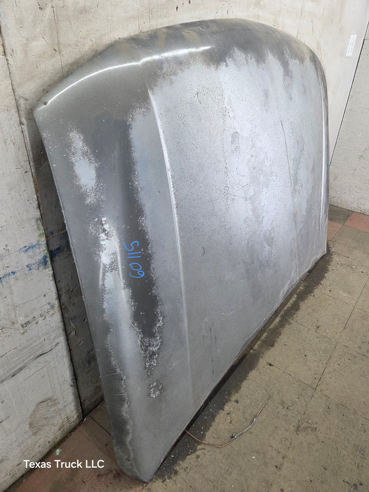 1999-2006 GMC Sierra 1500 2500 3500 Hood