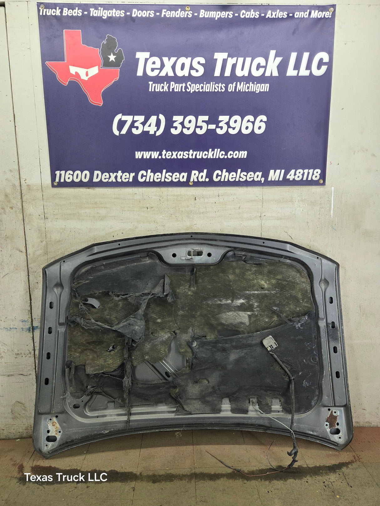1999-2006 GMC Sierra 1500 2500 3500 Hood