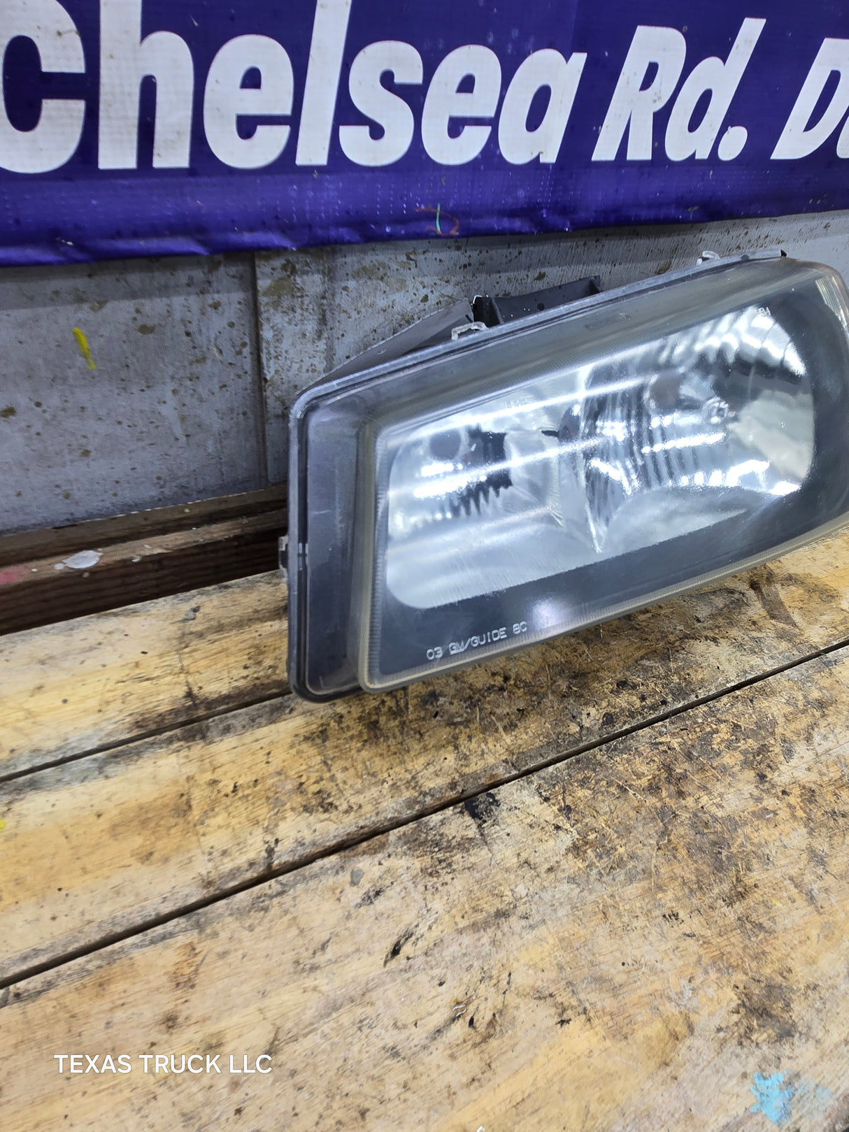 2003-2007 Chevrolet Silverado LH Driver Side Headlight Assembly - 10396913