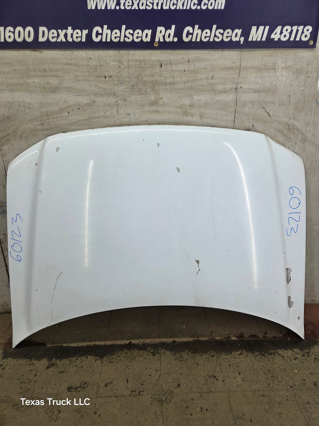 2004-2008 Ford F150 Hood