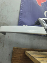 2003-2006 Chevrolet Silverado 1500 2500 3500 HD 'Cateye' Grill OEM - Chrome