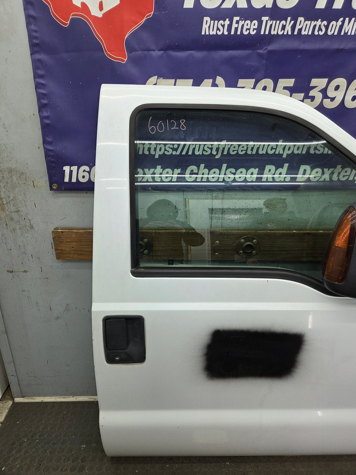 1999-2011 Ford Super Duty / Excursion Front Passenger RH Door F250 F350 F450 F550
