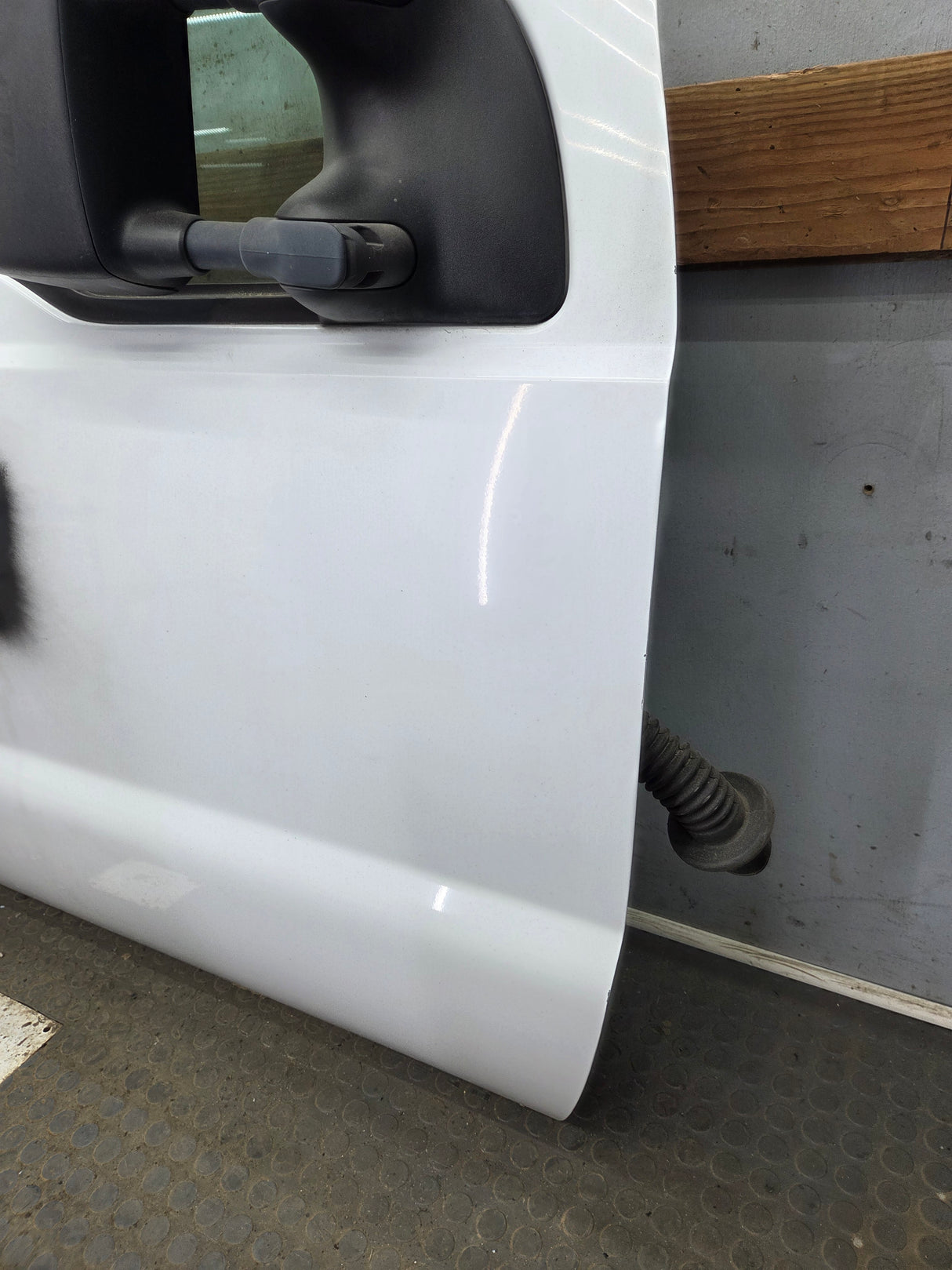 1999-2011 Ford Super Duty / Excursion Front Passenger RH Door F250 F350 F450 F550