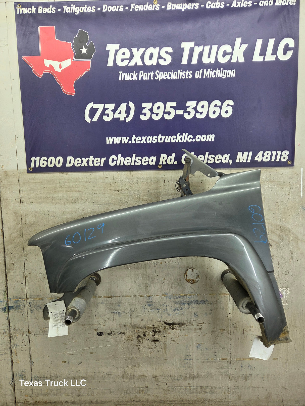1999-2002 Chevrolet Silverado / Tahoe / Suburban 1500 2500 3500 HD LH Driver Side Front Fender