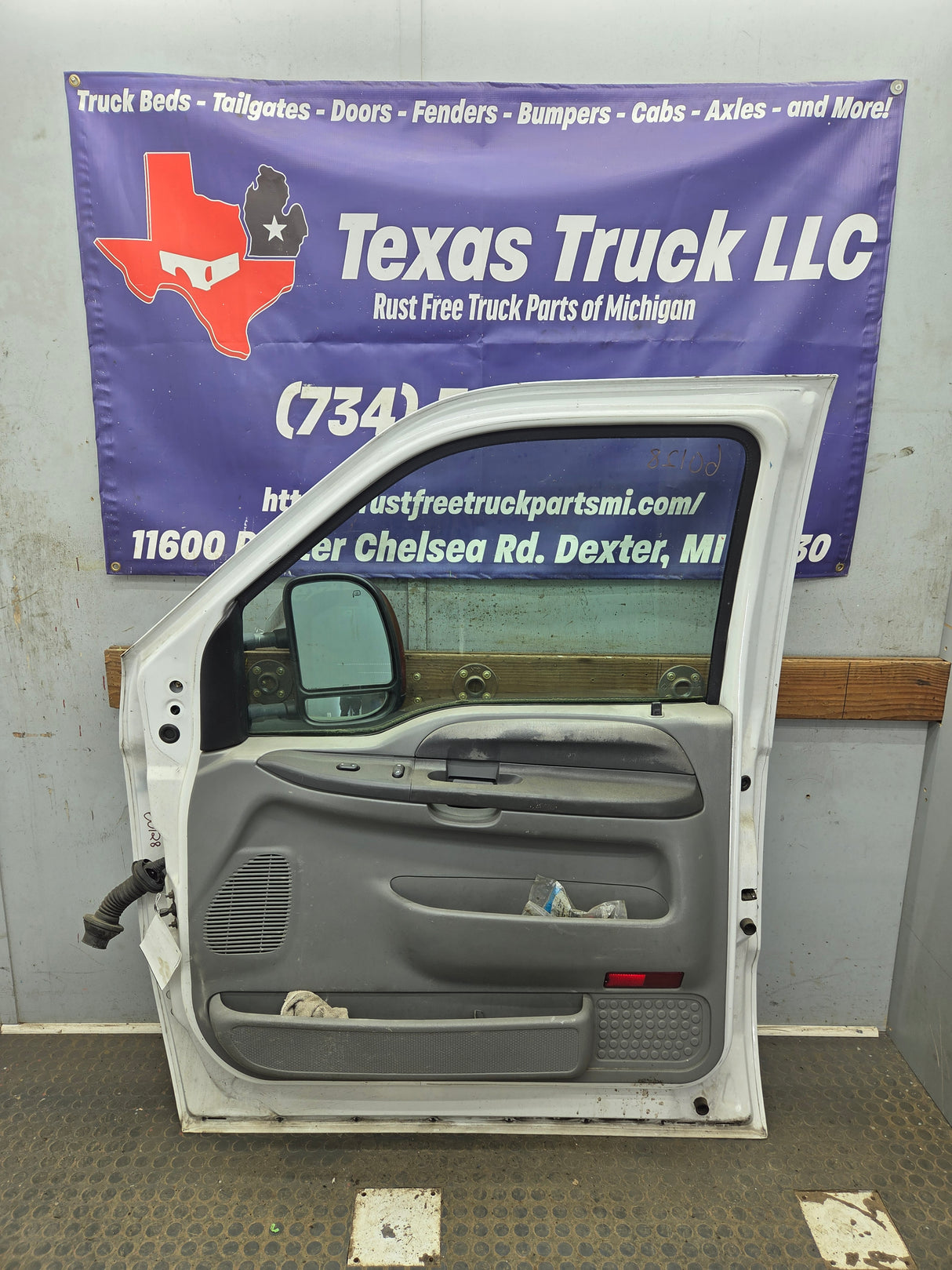 1999-2011 Ford Super Duty / Excursion Front Passenger RH Door F250 F350 F450 F550