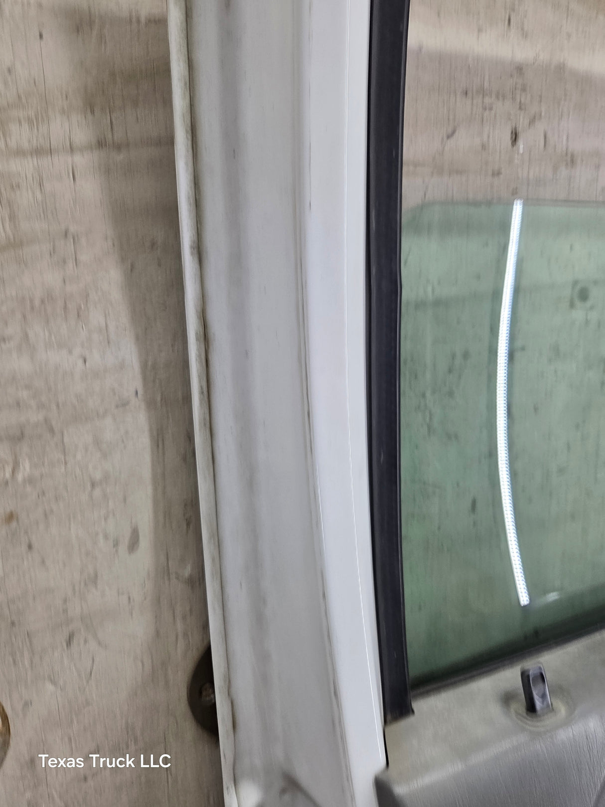 1999-2011 Ford Super Duty F250 F350 F450 F550 RH Crew Cab Passenger Side Rear Door