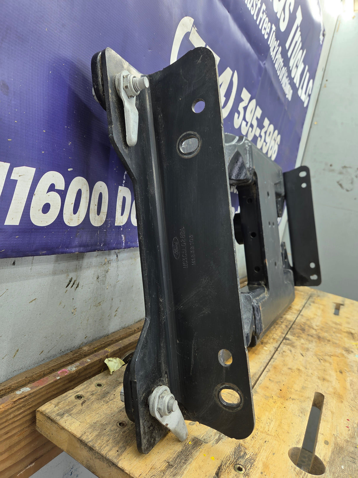2017-2022 Ford Super Duty F250 F350 5th Wheel / Gooseneck Hitch