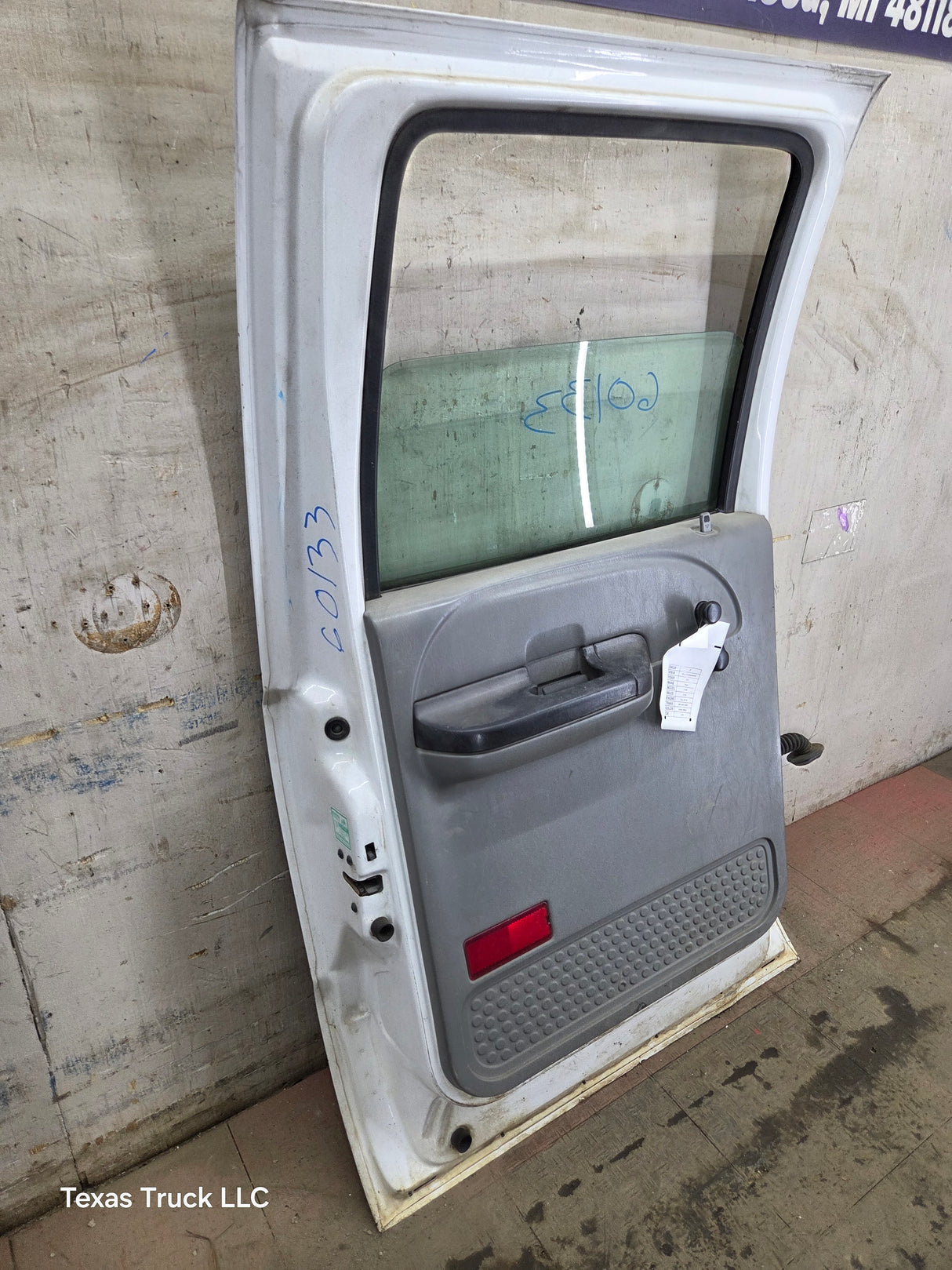 1999-2011 Ford Super Duty LH Driver Side Rear Crew Cab Door F250 F350 F450 F550