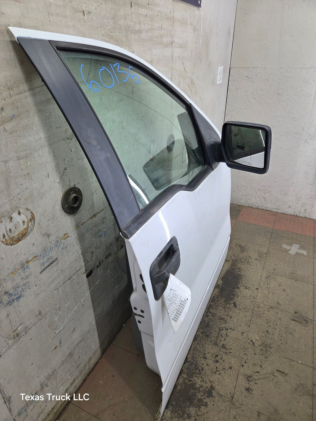 2004-2008 Ford F150 RH Passenger Front CREW Cab Door
