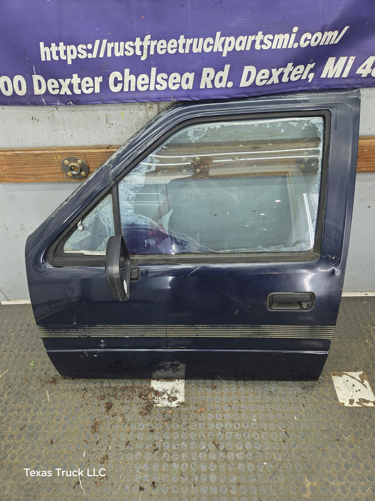 1988-1996 Isuzu Pickup LH Driver Side Front Door