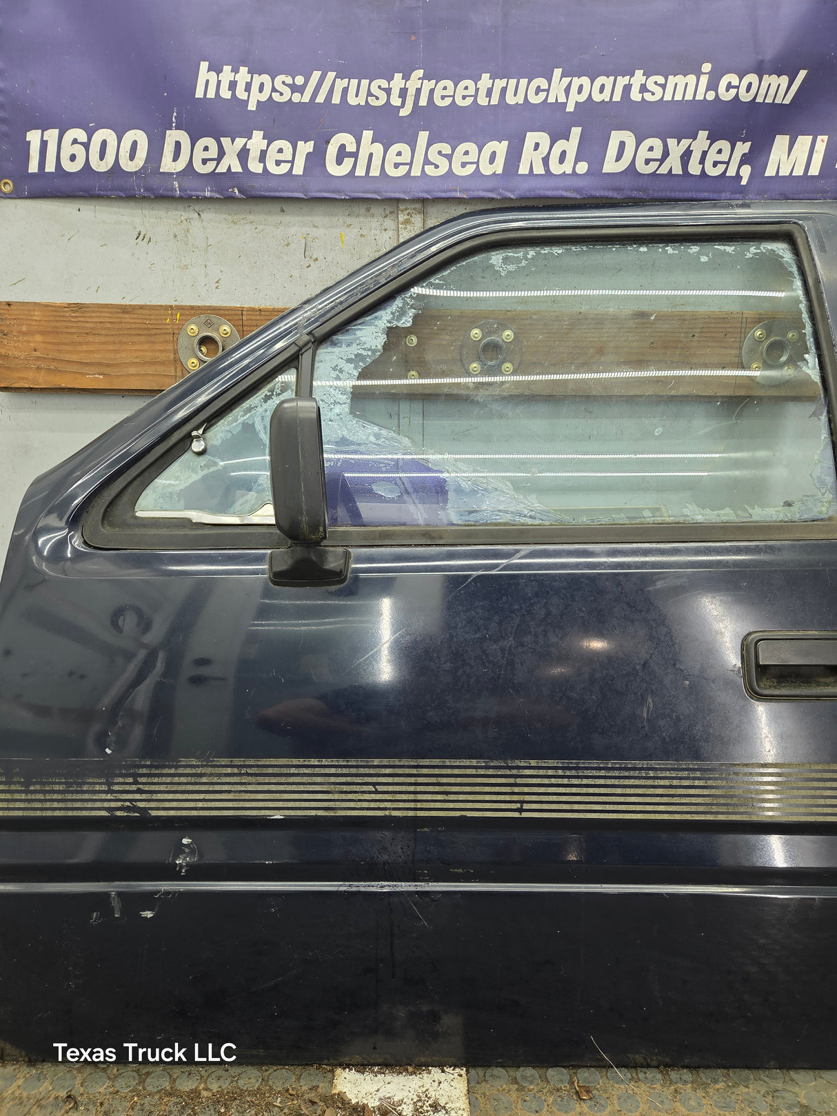 1988-1996 Isuzu Pickup LH Driver Side Front Door