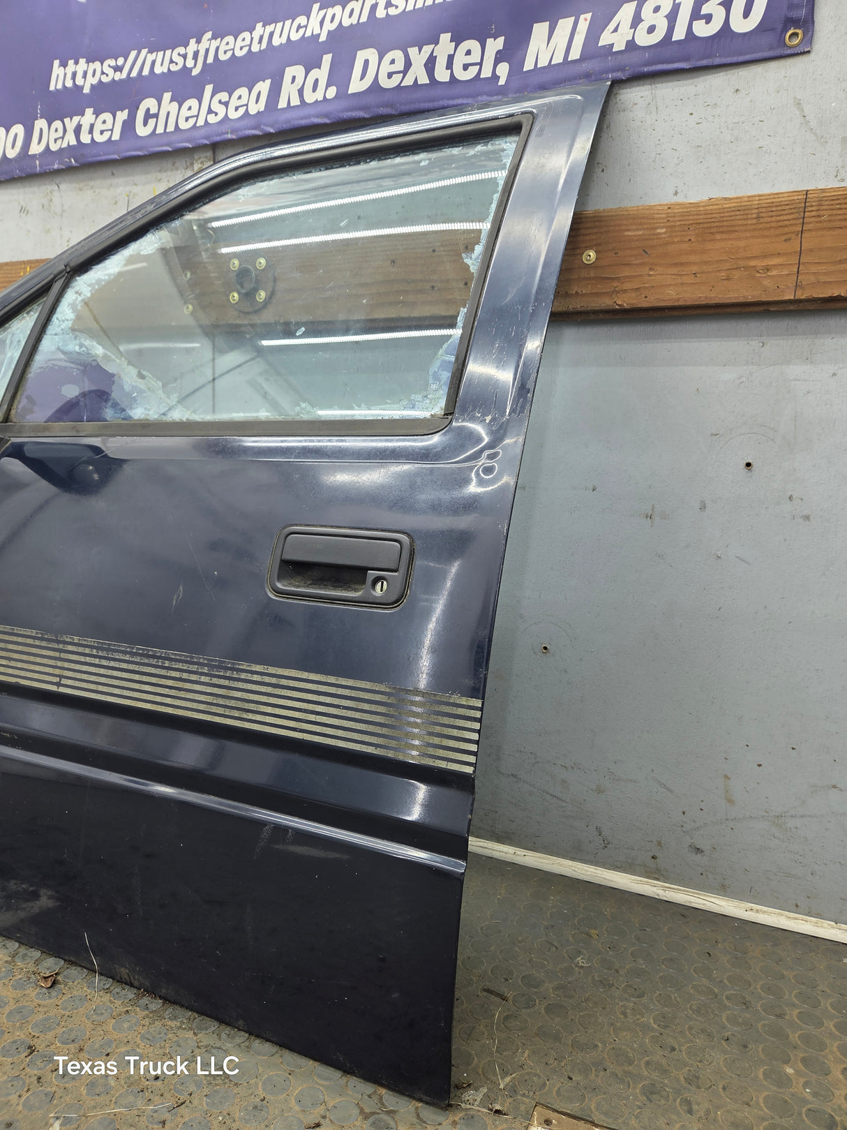 1988-1996 Isuzu Pickup LH Driver Side Front Door