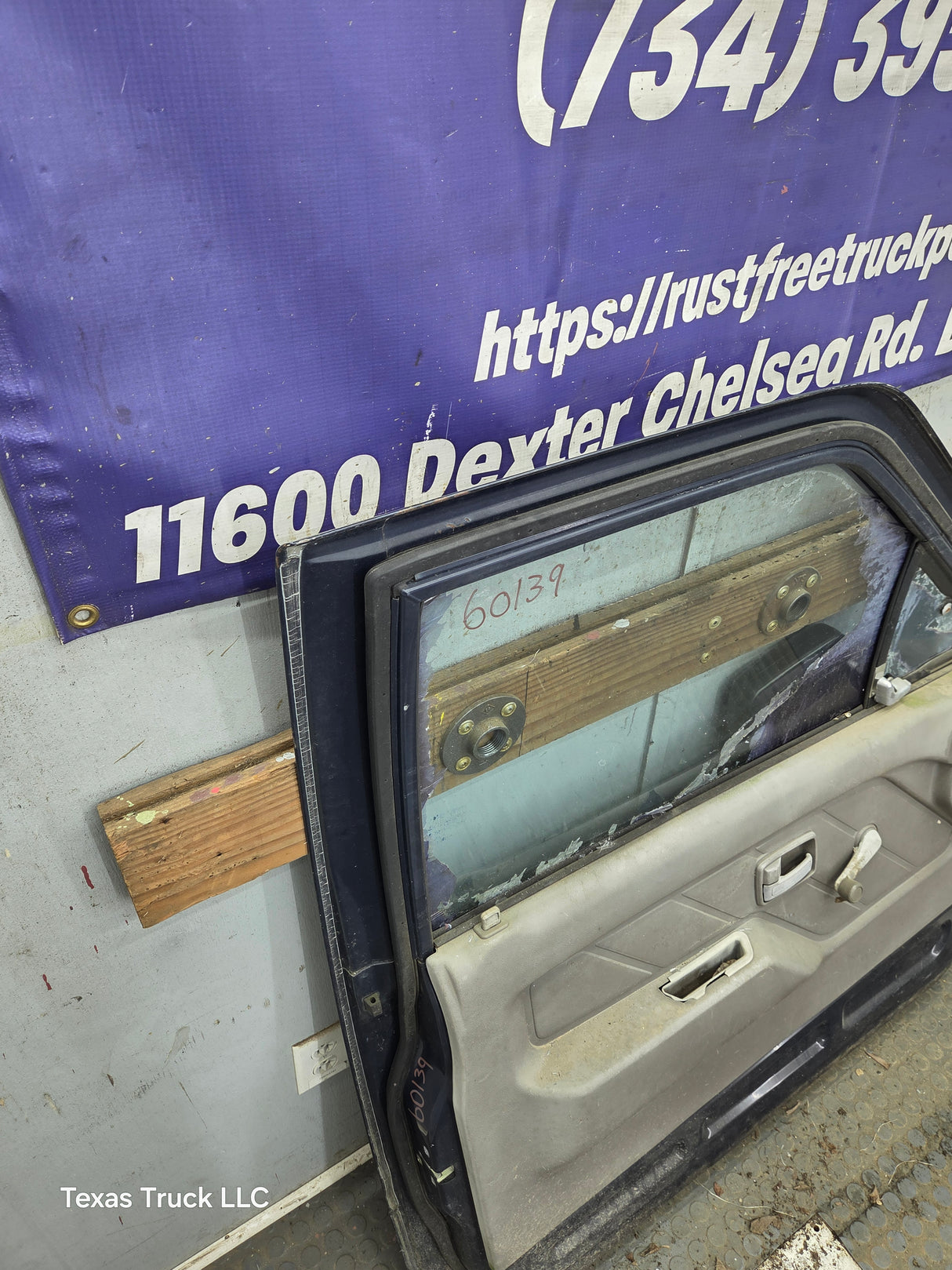 1988-1996 Isuzu Pickup LH Driver Side Front Door