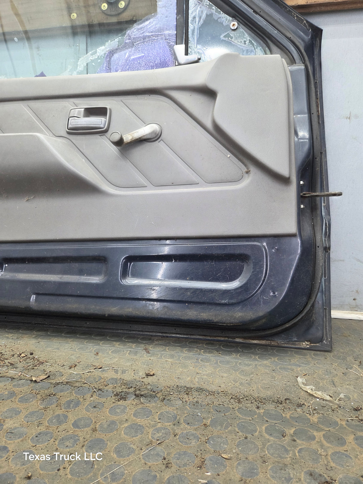 1988-1996 Isuzu Pickup LH Driver Side Front Door