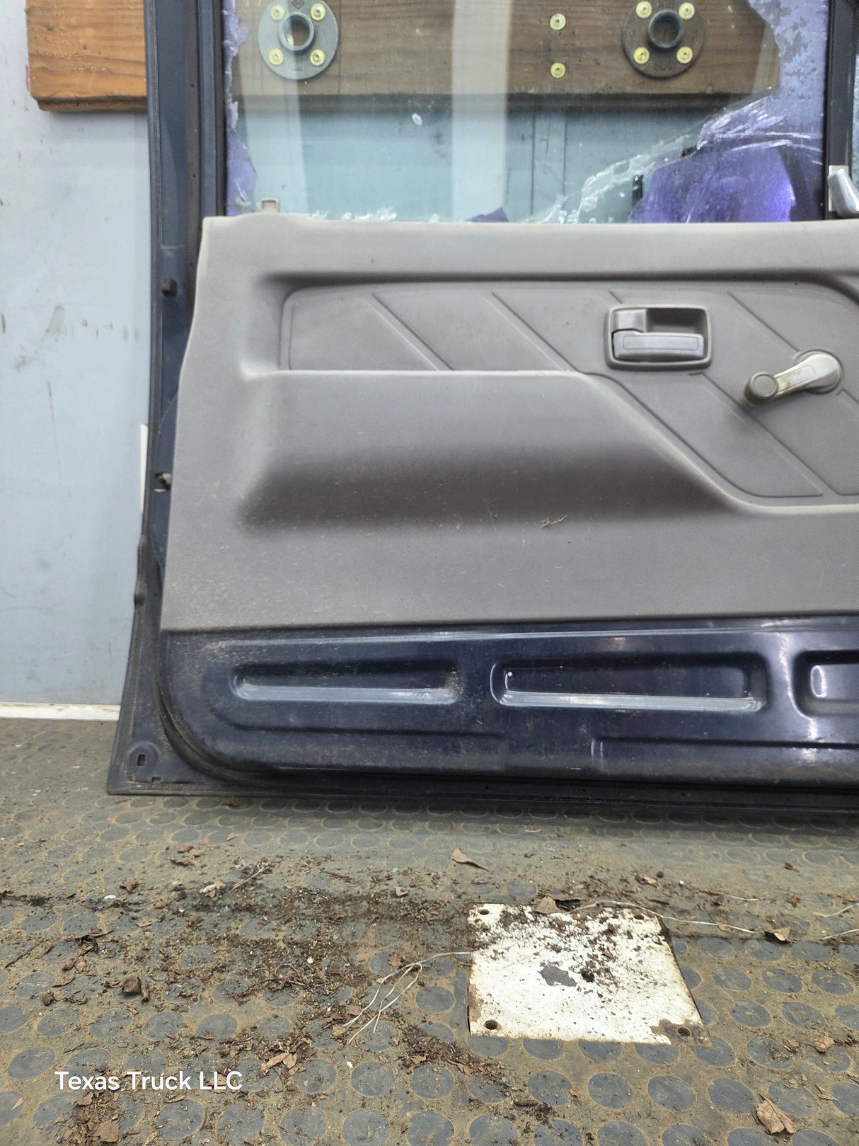 1988-1996 Isuzu Pickup LH Driver Side Front Door